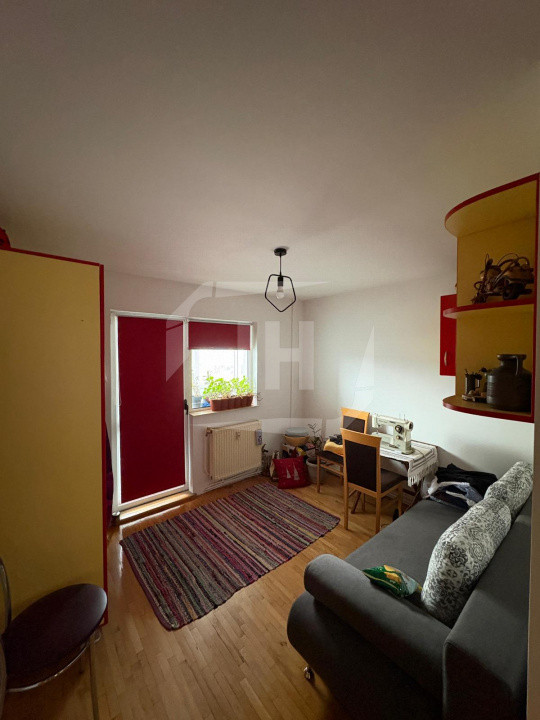 Apartament 4 camere, decomandat, Manastur