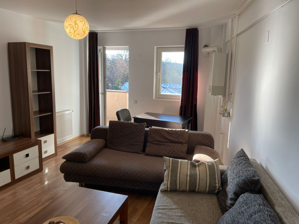 Apartament 2 camere, zona Platinia Shopping Center