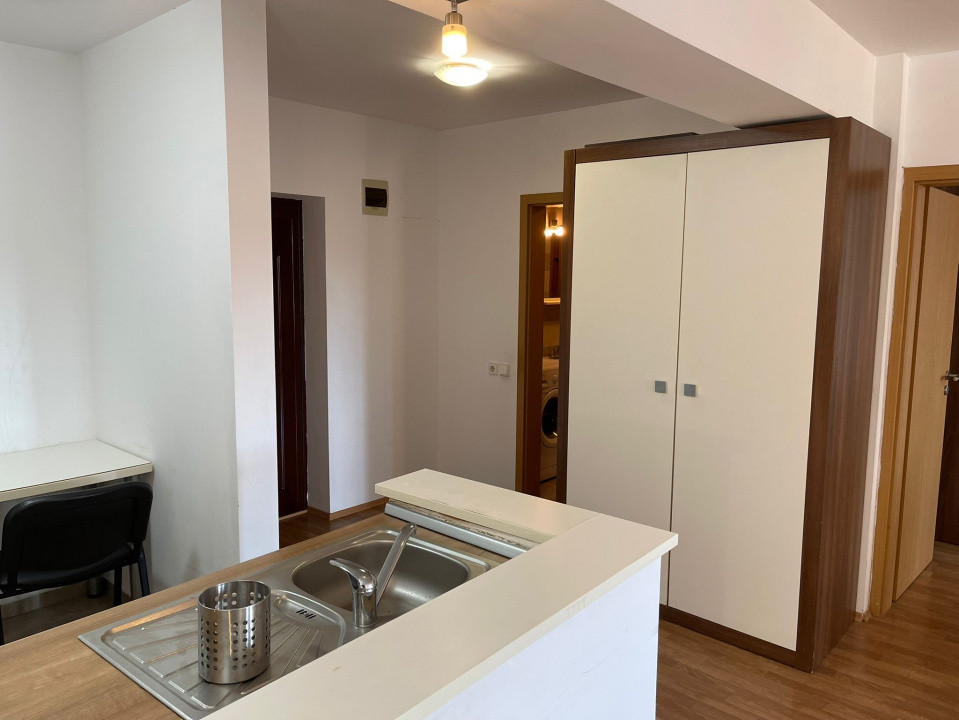 Apartament 2 camere, zona Platinia Shopping Center