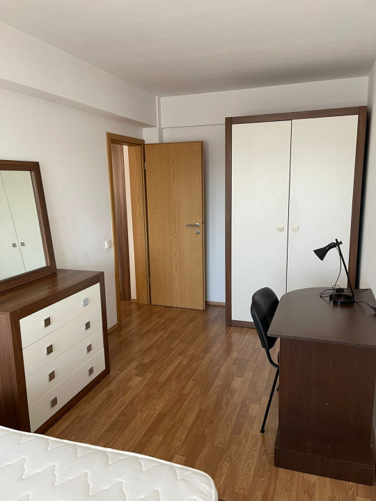 Apartament 2 camere, zona Platinia Shopping Center