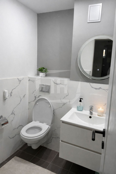 Apartament 3 camere, 2 bai, balcon, in Marasti