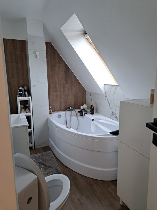 Apartament 3 camere la cheie, parcare subterana, zona Vivo