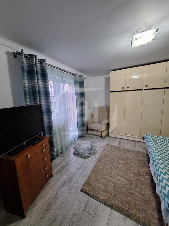 Casa cu curte de inchiriat in zona Ambient