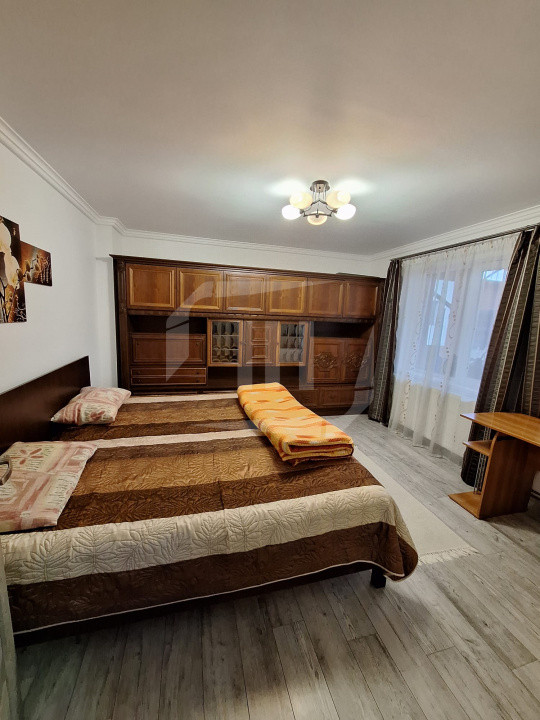 Casa cu curte de inchiriat in zona Ambient