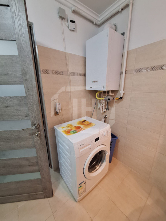 Casa cu curte de inchiriat in zona Ambient