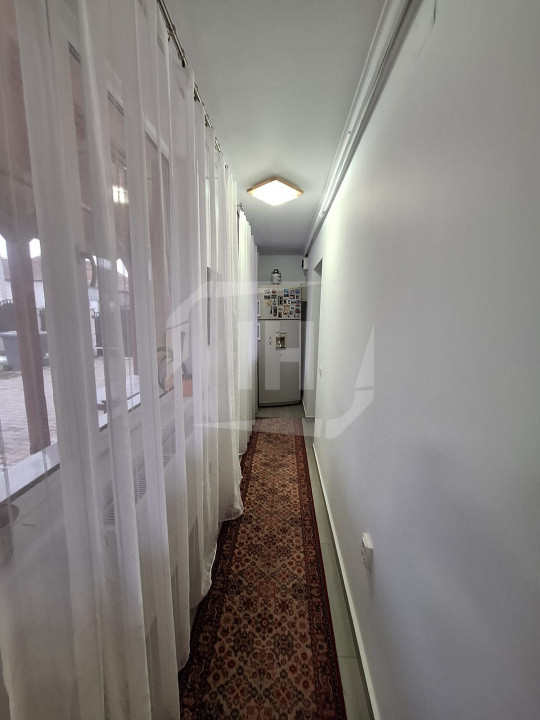 Casa cu curte de inchiriat in zona Ambient