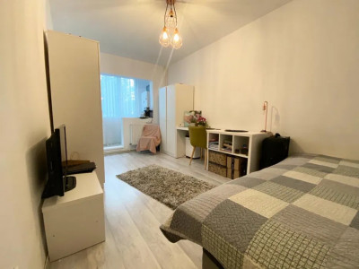 Garsoniera moderna, etaj intermediar, Marasti