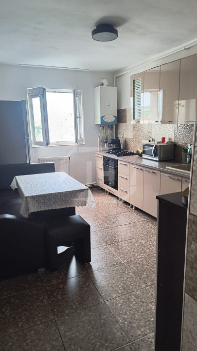 Apartament 2 camere, decomandat, in zona OMV Marasti