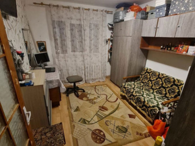 Apartament 3 camere decomandat, zona Bld Primaverii