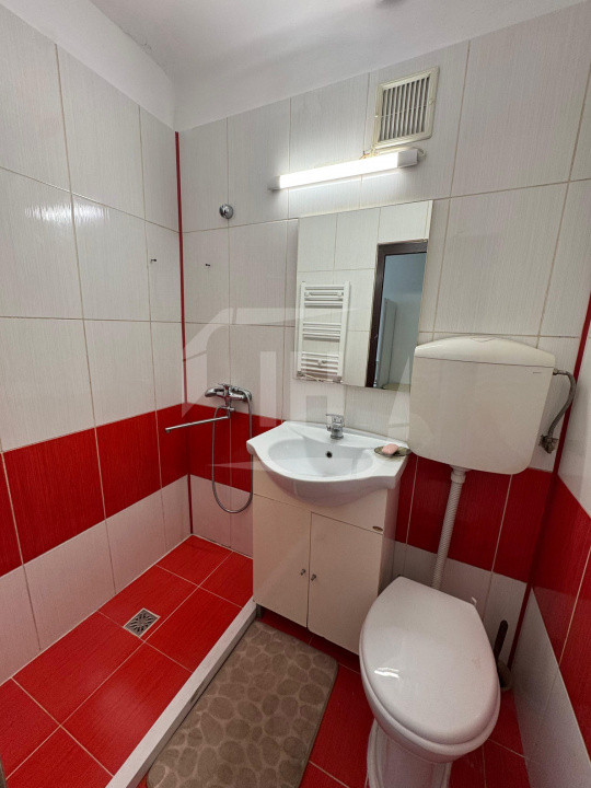 Apartament 40 mp utili, imobil tip casa, in zona strazii Bucuresti