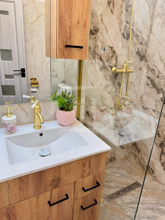 Apartament pretabil pentru regim hotelier, zona Iullius Mall