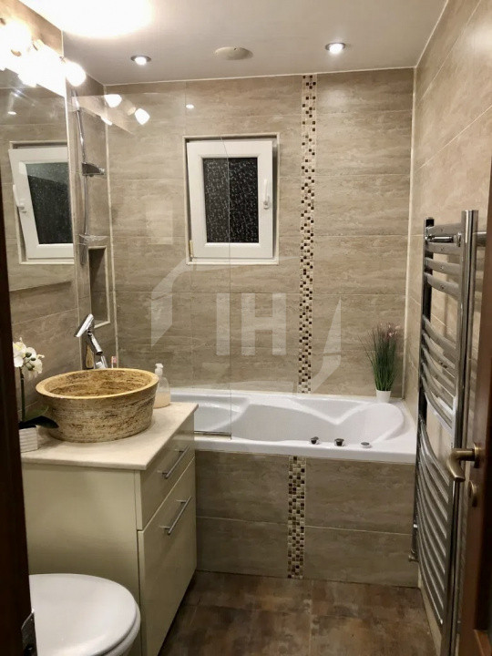 Apartament 3 camere I cu parcare I Intre Lacuri
