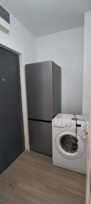 Garsoniera renovata, cu balcon, in Marasti