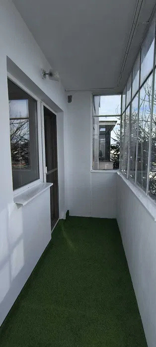 Garsoniera renovata, cu balcon, in Marasti