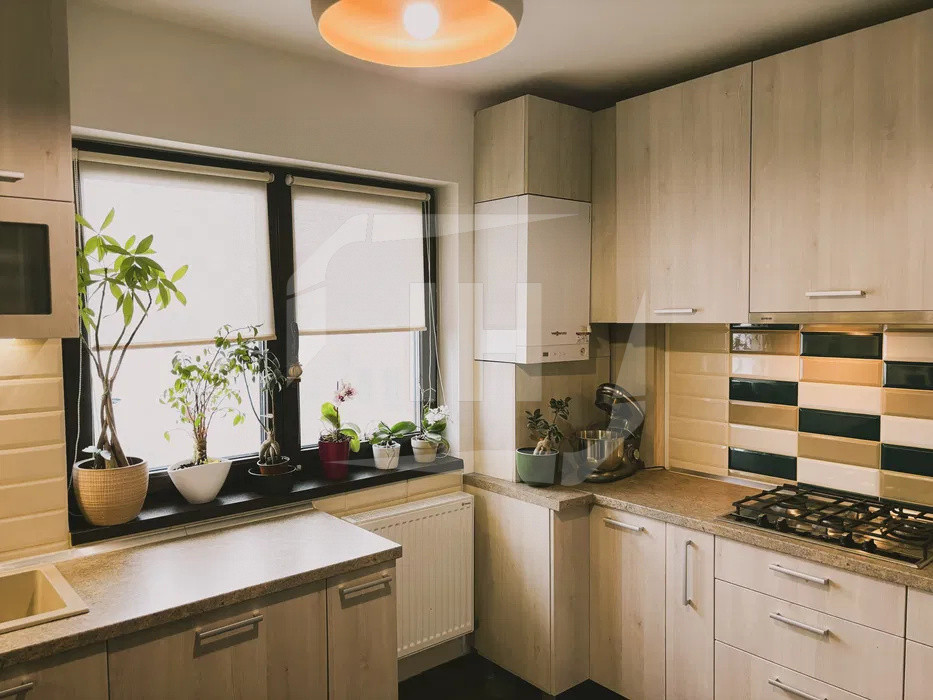 Apartament 3 camere, Europa