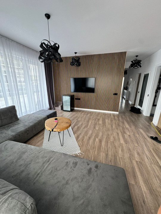 Proprietate deosebita, terasa panoramica asupra orasului