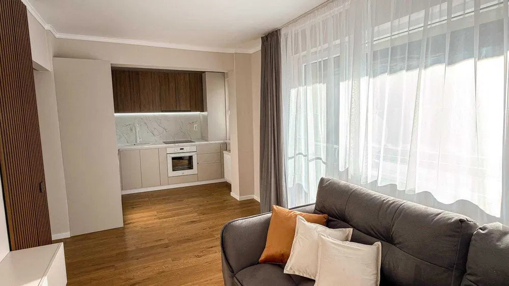 Apartament 2 camere la cheie, parcare subterana, zona Vivo