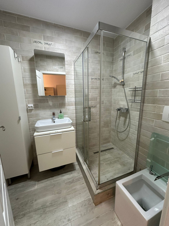 Apartament 2 camere bloc nou, parcare si boxa, cartier Manastur