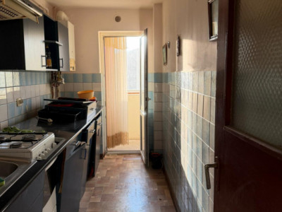 Apartament 3 camere decomandat, cartier Manastur