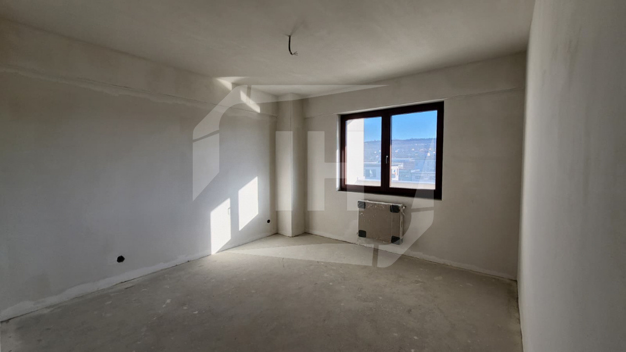 Apartament 2 camere, decomandat, intermediar, Calea Turzii