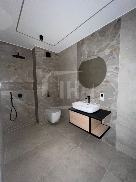 Apartament 3 camere, zona Vivo Mall