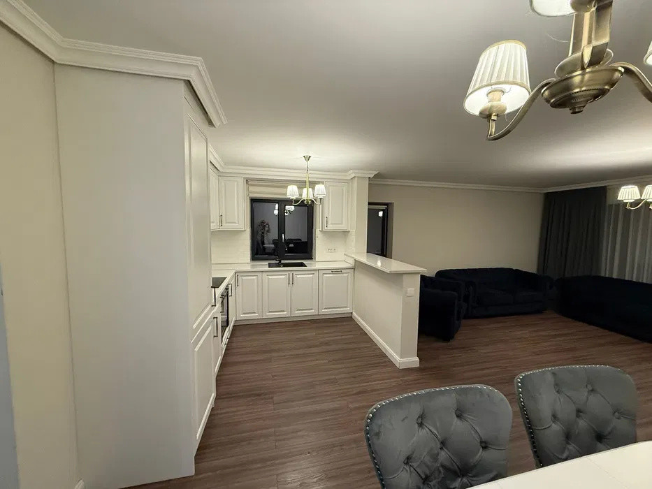 Proprietate deosebita in zona exclusiv de case, zona Vivo