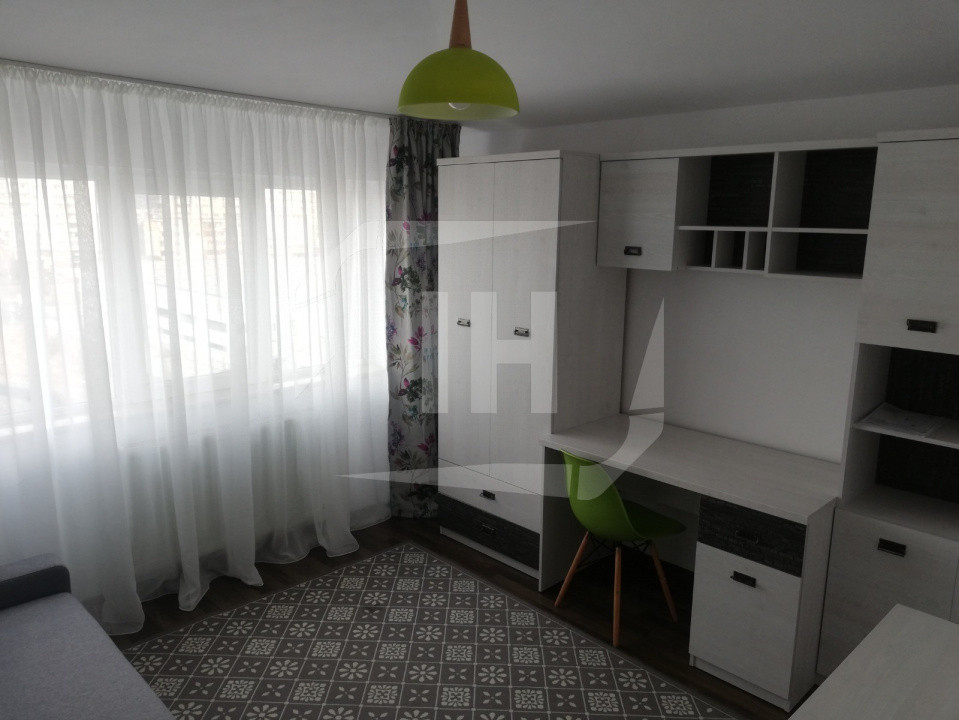 Apartament 2 camere, 53 mp, decomandat, cartier Intre Lacuri