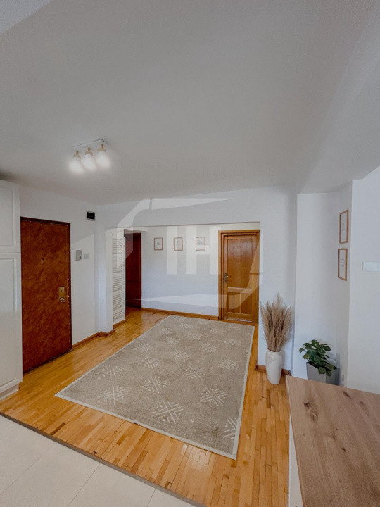 Apartament 4 camere, intermediar, la cheie, zona The Office