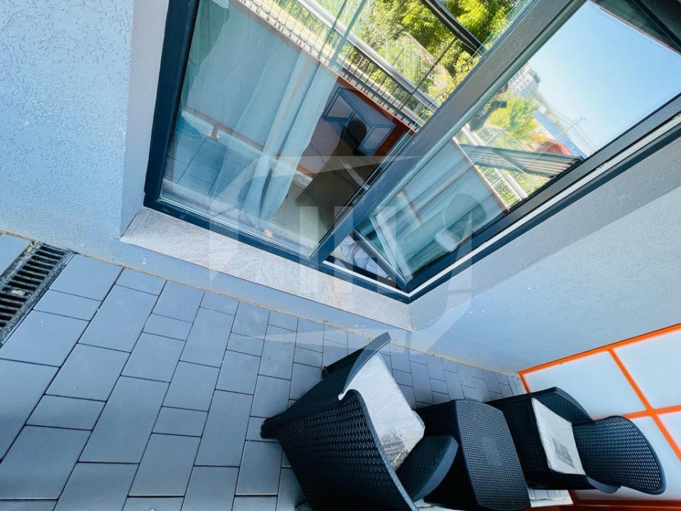 Apartament 2 camere, parcare subterana, in zona Vivo