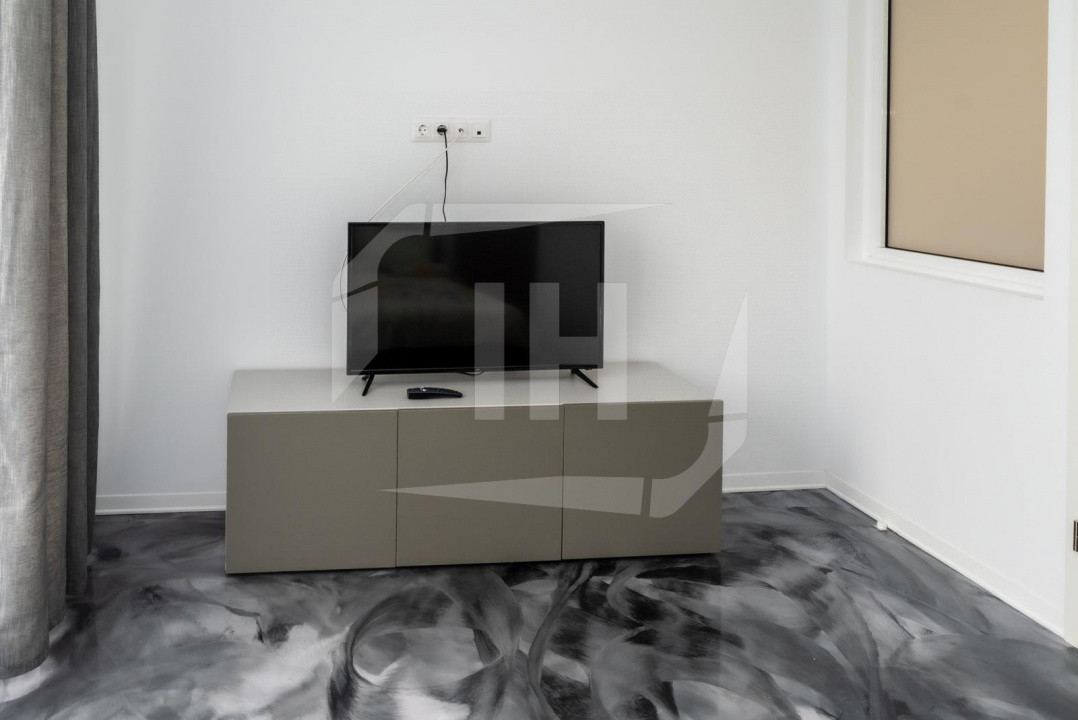 Apartament 2 camere si parcare in zona Vivo