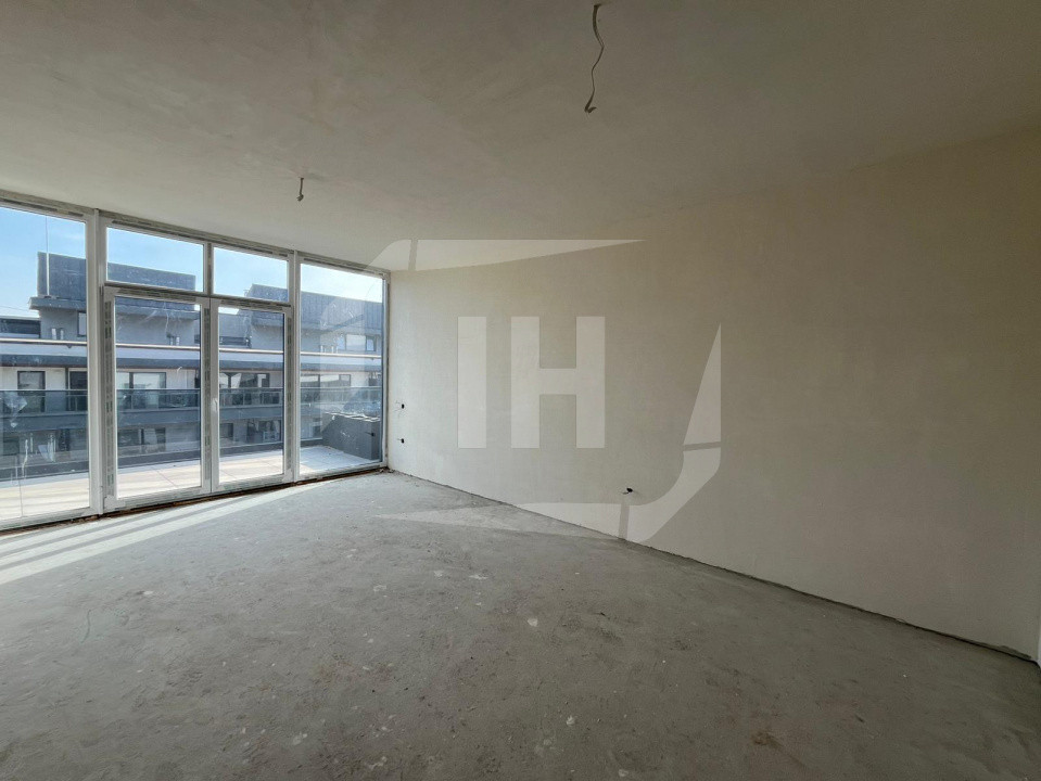 Apartament 3 camere, etaj retras, terasa, Iulius Mall
