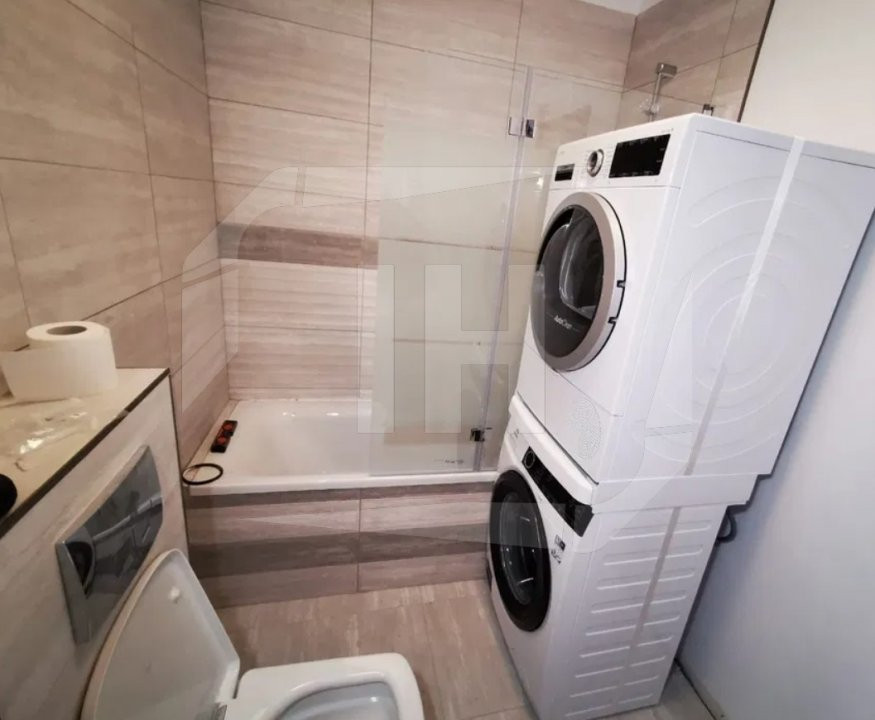 Apartament 2 camere, modern, parcare, zona Grand Hotel Italia