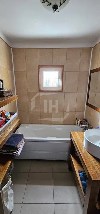 Apartament  2 camere, decomandat, zona Spital Recuperare