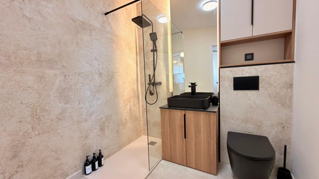 Apartament 2 camere modern, zona Bld Primaverii