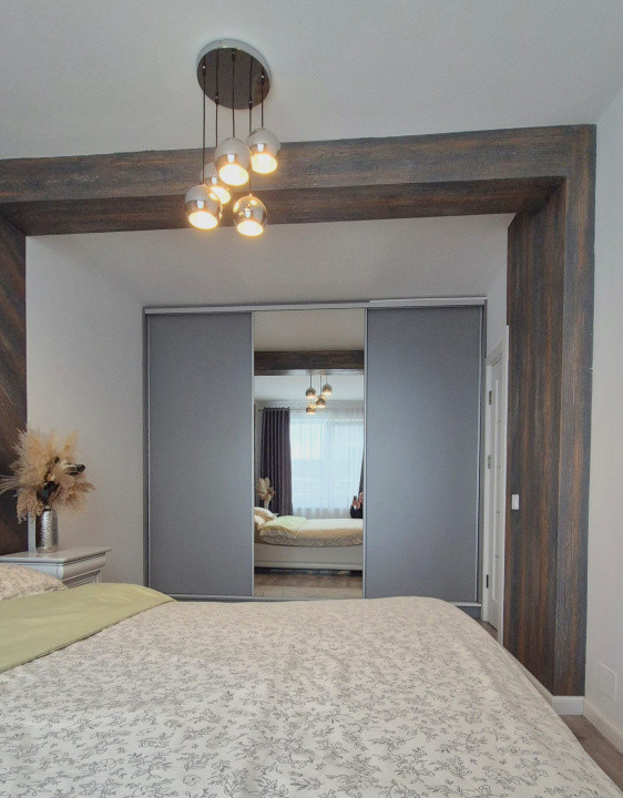 Apartament 3 camere la cheie, terasa si parcare, zona Vivo