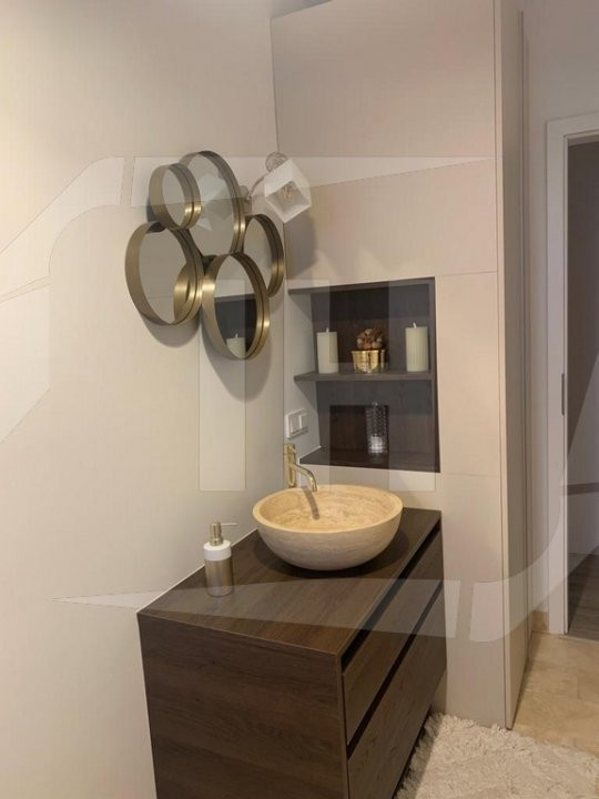 Apartament 2 camere cu finisaje de top, parcare, zona Petrom