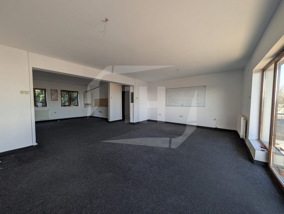 Apartament cu 4 camere, 3 terase, intermediar, parcare inclusa, Andrei Muresanu