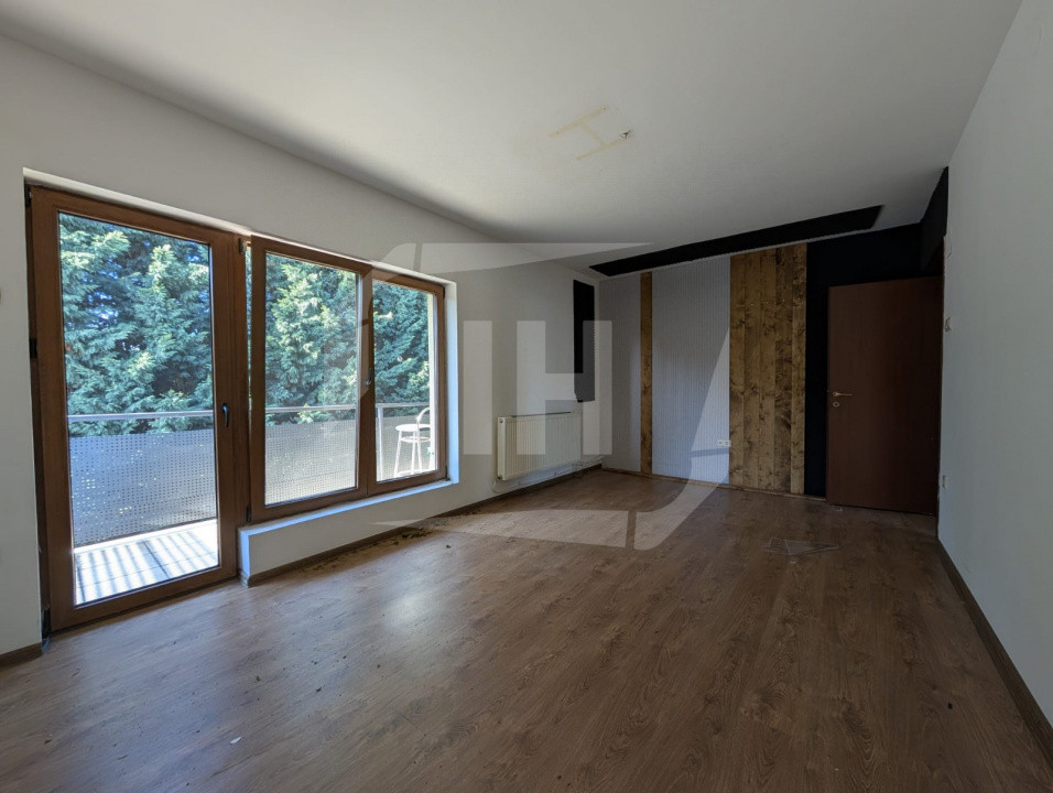 Apartament cu 4 camere, 3 terase, intermediar, parcare inclusa, Andrei Muresanu