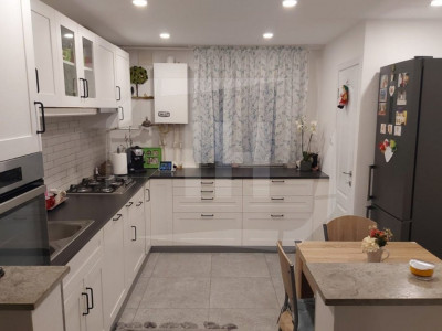 Apartament 3 camere, decomandat, Zorilor