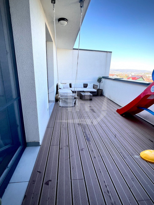  3 camere, finisat, scara interioara, parcare, bloc nou ,zona Pod Ira