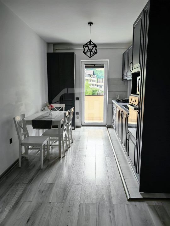 Apartament 2 camere I decomandat I cu parcare I zona Parcul Poligon