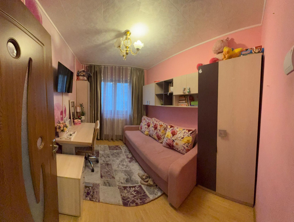 Apartament 3 camere la cheie, zona scolii Liviu Rebreanu 