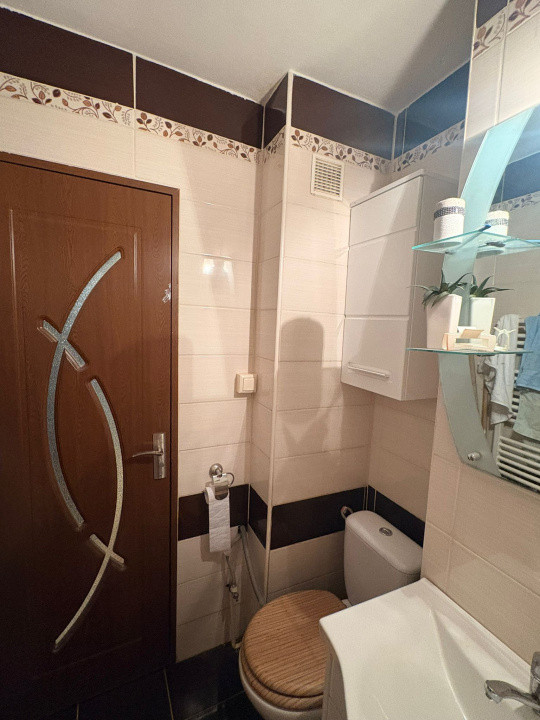 Apartament 3 camere la cheie, zona scolii Liviu Rebreanu 