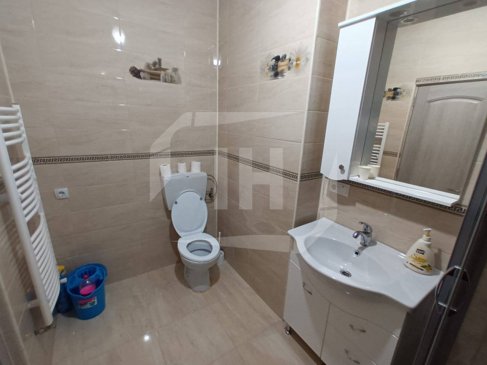 Apartament 3 camere, bloc nou, parcare subterana, in zona Garii