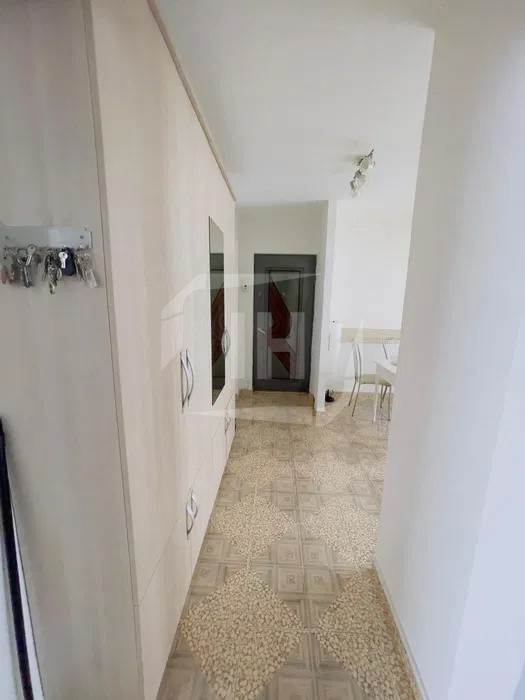 Apartament 2 camere, decomandat, etaj 3, cartier Intre Lacuri