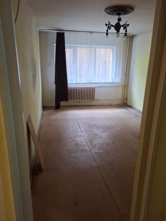 Apartament 2 camere decomandat, zona Grigore Alexandrescu
