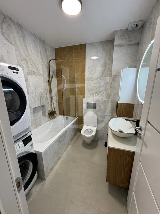 Apartament 3 camere I cu parcare I prima inchiriere I Europa