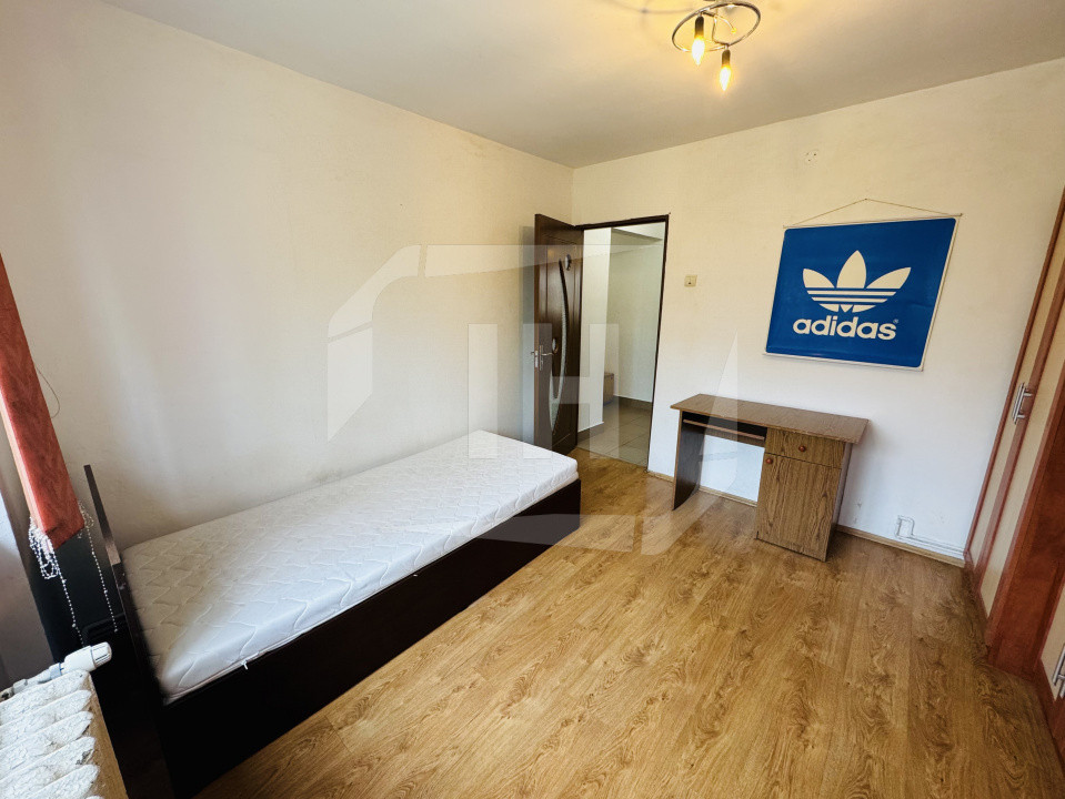 Apartament 2 camere, decomandat, etaj 1, cartier Intre Lacuri