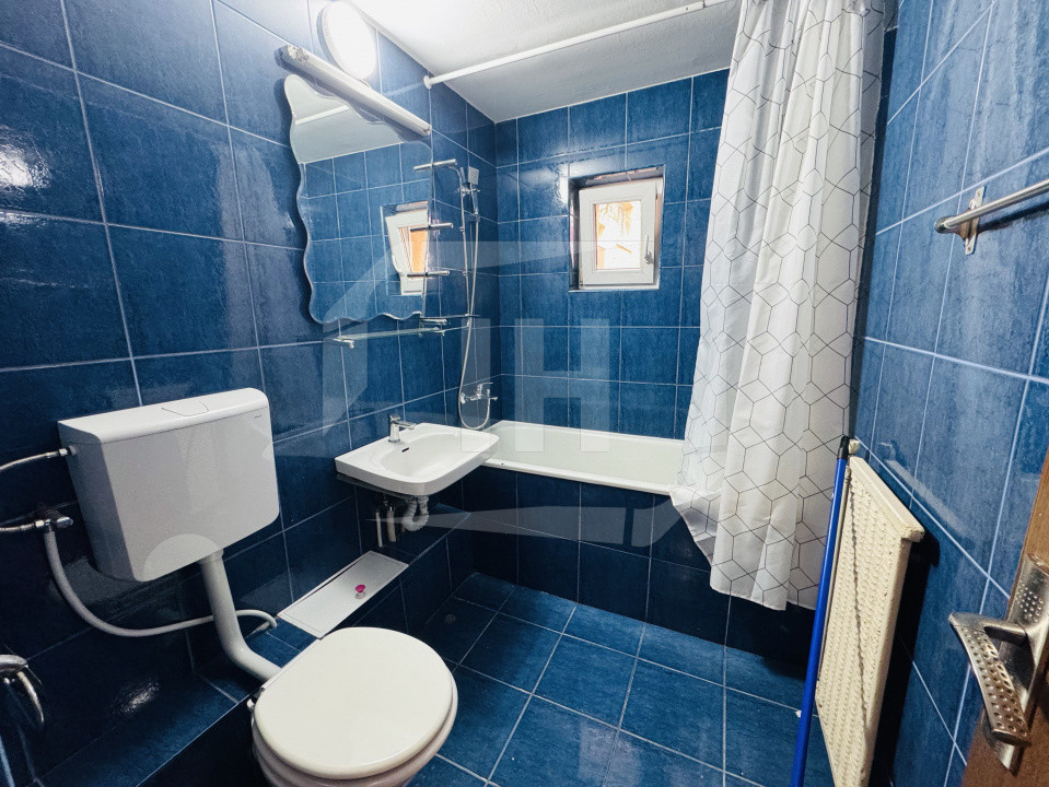 Apartament 2 camere, decomandat, etaj 1, cartier Intre Lacuri