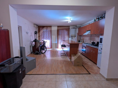 Apartament cu 3 camere, parcare inclusa, Buna Ziua